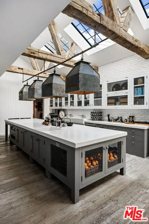 13215 Riviera Ranch Road, Los Angeles, California 90049 home-pic-8